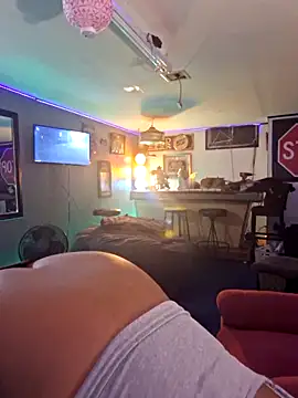 samone9 online show from 12/17/24, 04:23