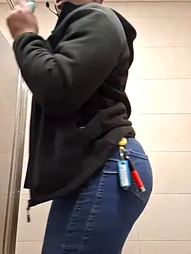 samone9 online show from 02/17/25, 03:36