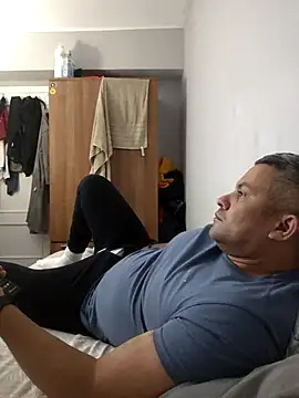 antonioM84 online show from 11/19/25, 12:32