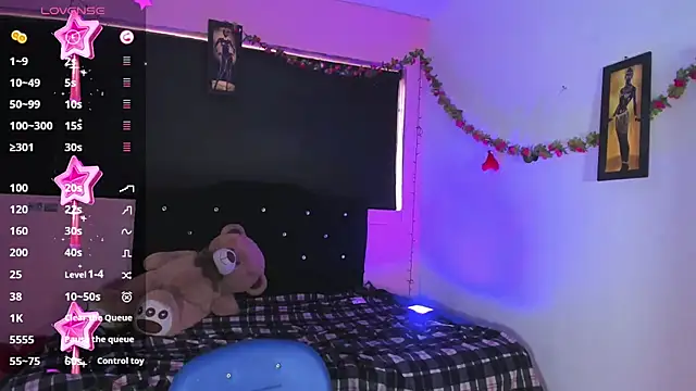 Snapshot of rosedewitt chatting on 02/20/25, 02:13 rosedewitt online show from 02/20/25, 02:13