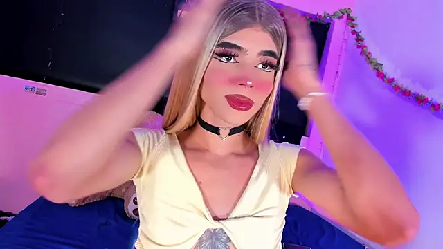 Snapshot of rosedewitt chatting on 03/13/25, 10:36 rosedewitt online show from 03/13/25, 10:36