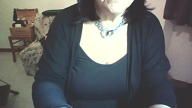 Snapshot of 45marina45 chatting on 03/16/26, 04:00 45marina45 online show from 03/16/26, 04:00
