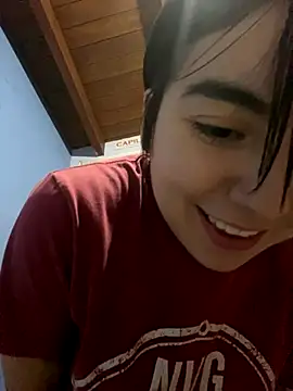 Snapshot of abrilwilliam_ chatting on 12/03/24, 12:35 abrilwilliam online show from 12/03/24, 12:35