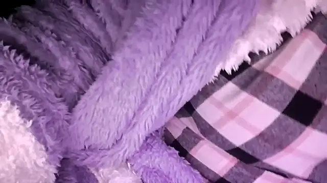 Snapshot of SEXY-ZENA chatting on 10/19/25, 01:17 SEXY-ZENA online show from 10/19/25, 01:17