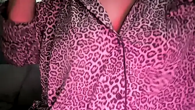 Snapshot of SEXY-ZENA chatting on 11/18/25, 10:36 SEXY-ZENA online show from 11/18/25, 10:36