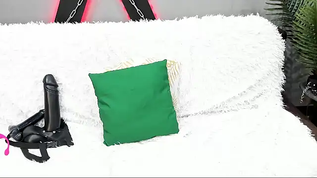 Snapshot of DaisyMun chatting on 02/26/25, 04:47 DaisyMun online show from 02/26/25, 04:47