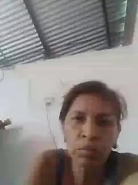 Snapshot of soltrinidad chatting on 11/28/25, 10:12 soltrinidad online show from 11/28/25, 10:12