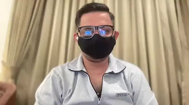 Snapshot of slavekinky001 chatting on 01/19/25, 07:26 slavekinky001 online show from 01/19/25, 07:26