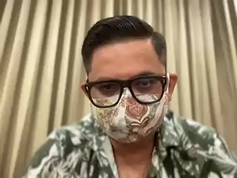 Snapshot of slavekinky001 chatting on 03/22/25, 06:58 slavekinky001 online show from 03/22/25, 06:58