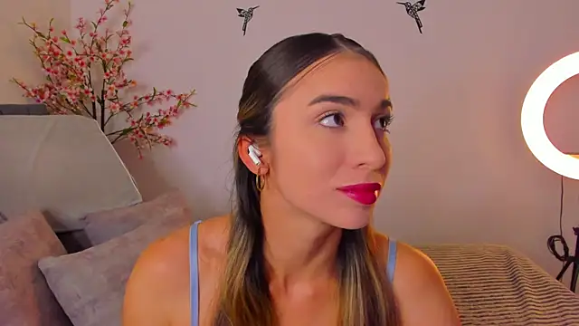 im sarah34 online show from 02/19/25, 09:28