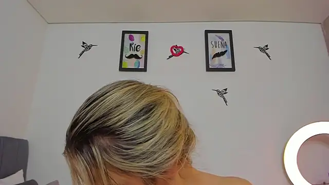 im sarah34 online show from 09/17/25, 07:32