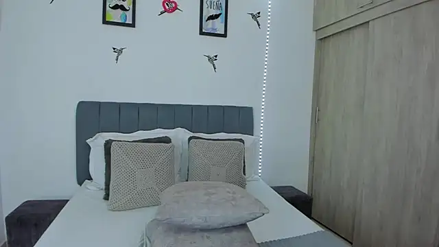 im sarah34 online show from 03/09/26, 05:00