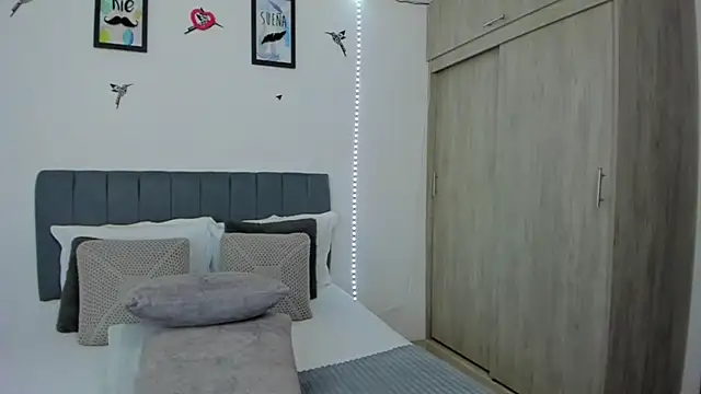 im sarah34 online show from 03/27/26, 07:35