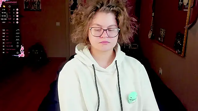 Sashy Way online show from 02/11/25, 02:35