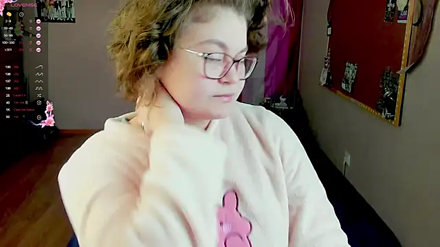 Sashy Way online show from 03/21/25, 12:28