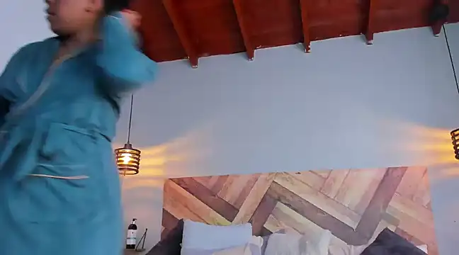 EmmilyBrant online show from 02/22/25, 06:08