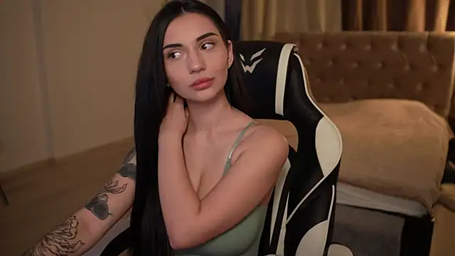 LindaWarners online show from 03/21/25, 07:46