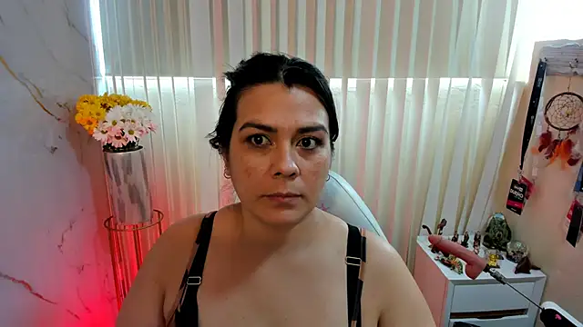 martina foxy  online show from 02/22/25, 06:30