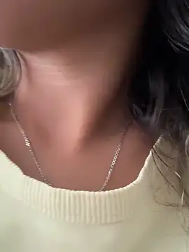 Mila Morgan online show from 01/28/25, 08:36