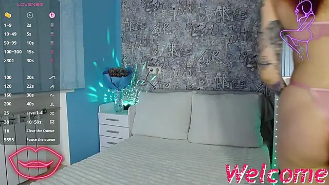 Snapshot of ElisaJane chatting on 03/09/26, 11:20 ElisaJane online show from 03/09/26, 11:20