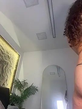 Isa  Blanc online show from 05/13/26, 03:04