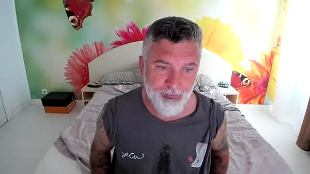 Snapshot of BlowMyXXL chatting on 11/09/25, 07:50 BlowMyXXL online show from 11/09/25, 07:50