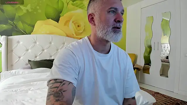 BlowMyXXL online show from 04/14/26, 06:30