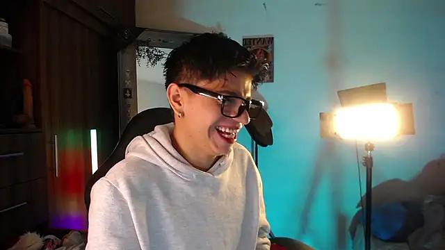 marckalexis online show from 02/28/25, 05:04