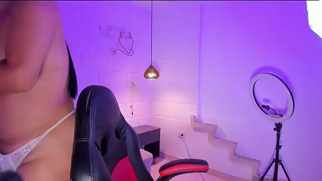 sarajhonson dl online show from 02/18/26, 04:58