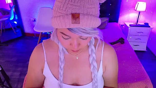 Cuckold lover69 online show from 02/22/25, 09:56