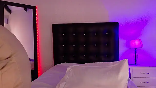 Cuckold lover69 online show from 09/21/25, 01:24