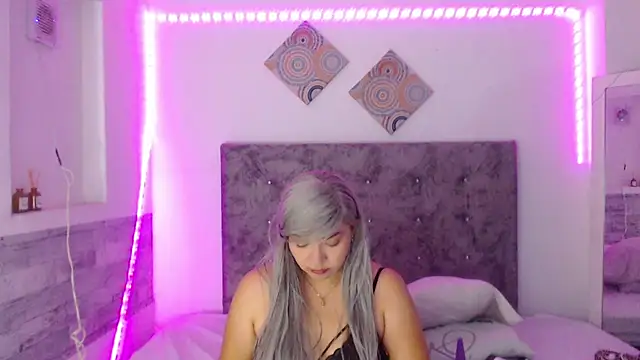 Cuckold lover69 online show from 05/29/26, 03:15