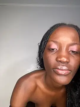 Snapshot of Fanclubbbbb chatting on 12/22/24, 11:22 Fanclubbbbb online show from 12/22/24, 11:22