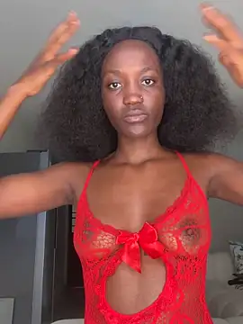 Snapshot of Fanclubbbbb chatting on 09/18/25, 05:42 Fanclubbbbb online show from 09/18/25, 05:42