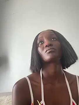 Snapshot of Fanclubbbbb chatting on 12/02/25, 07:03 Fanclubbbbb online show from 12/02/25, 07:03