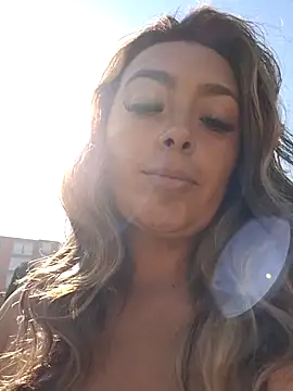 lauramcdowell1 online show from 01/16/25, 01:58