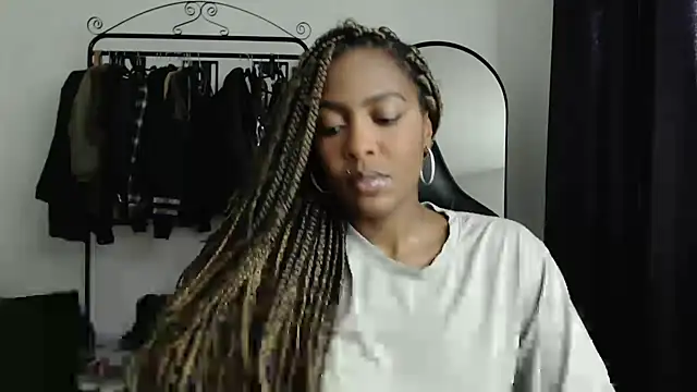 Snapshot of marisilva_br chatting on 01/12/25, 05:11 marisilva br online show from 01/12/25, 05:11