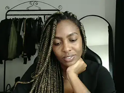 Snapshot of marisilva_br chatting on 02/13/25, 10:54 marisilva br online show from 02/13/25, 10:54