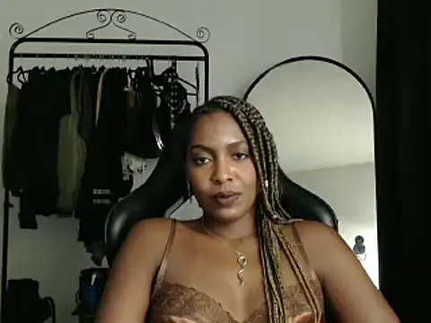 Snapshot of marisilva_br chatting on 03/08/25, 04:56 marisilva br online show from 03/08/25, 04:56