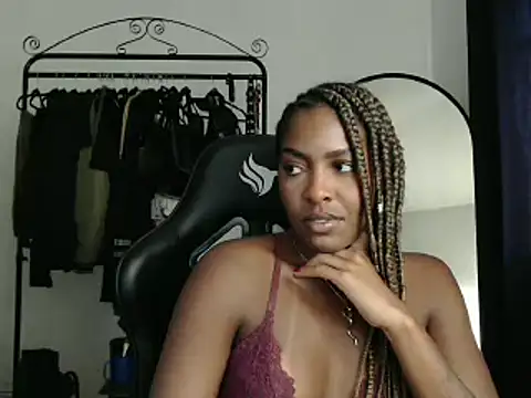 Snapshot of marisilva_br chatting on 03/10/25, 02:48 marisilva br online show from 03/10/25, 02:48