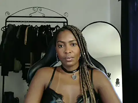 Snapshot of marisilva_br chatting on 03/12/25, 03:07 marisilva br online show from 03/12/25, 03:07