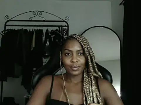 Snapshot of marisilva_br chatting on 03/19/25, 03:41 marisilva br online show from 03/19/25, 03:41