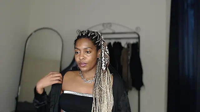 Snapshot of marisilva_br chatting on 09/16/25, 07:26 marisilva br online show from 09/16/25, 07:26