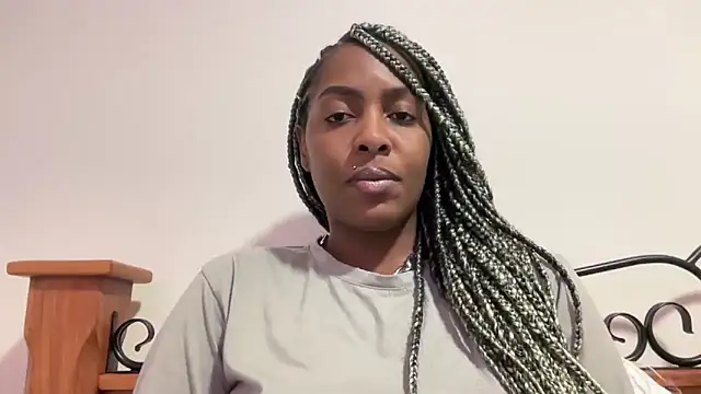 Snapshot of marisilva_br chatting on 10/15/25, 11:05 marisilva br online show from 10/15/25, 11:05