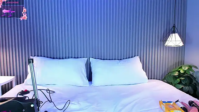 MaluDiaz online show from 02/28/25, 05:48