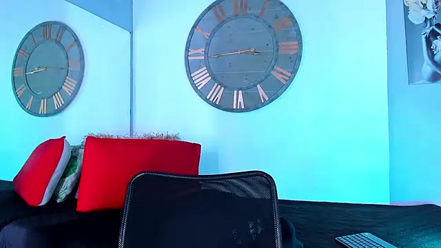 Mike 0233  online show from 12/15/24, 03:56