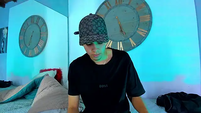 Mike 0233  online show from 01/19/25, 07:57