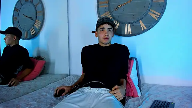 Mike 0233  online show from 02/09/25, 07:49