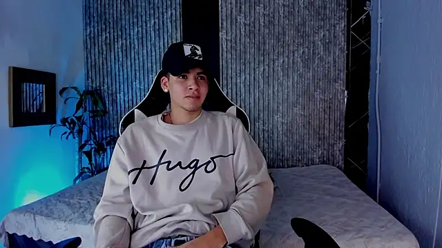 Mike 0233  online show from 09/12/25, 04:23