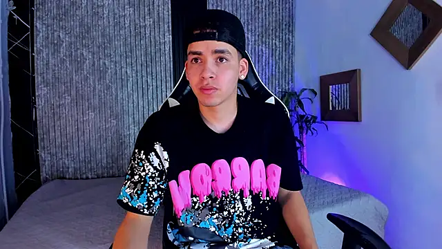 Mike 0233  online show from 09/16/25, 04:13